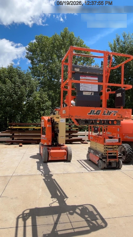 2019 JLG E300AJP
