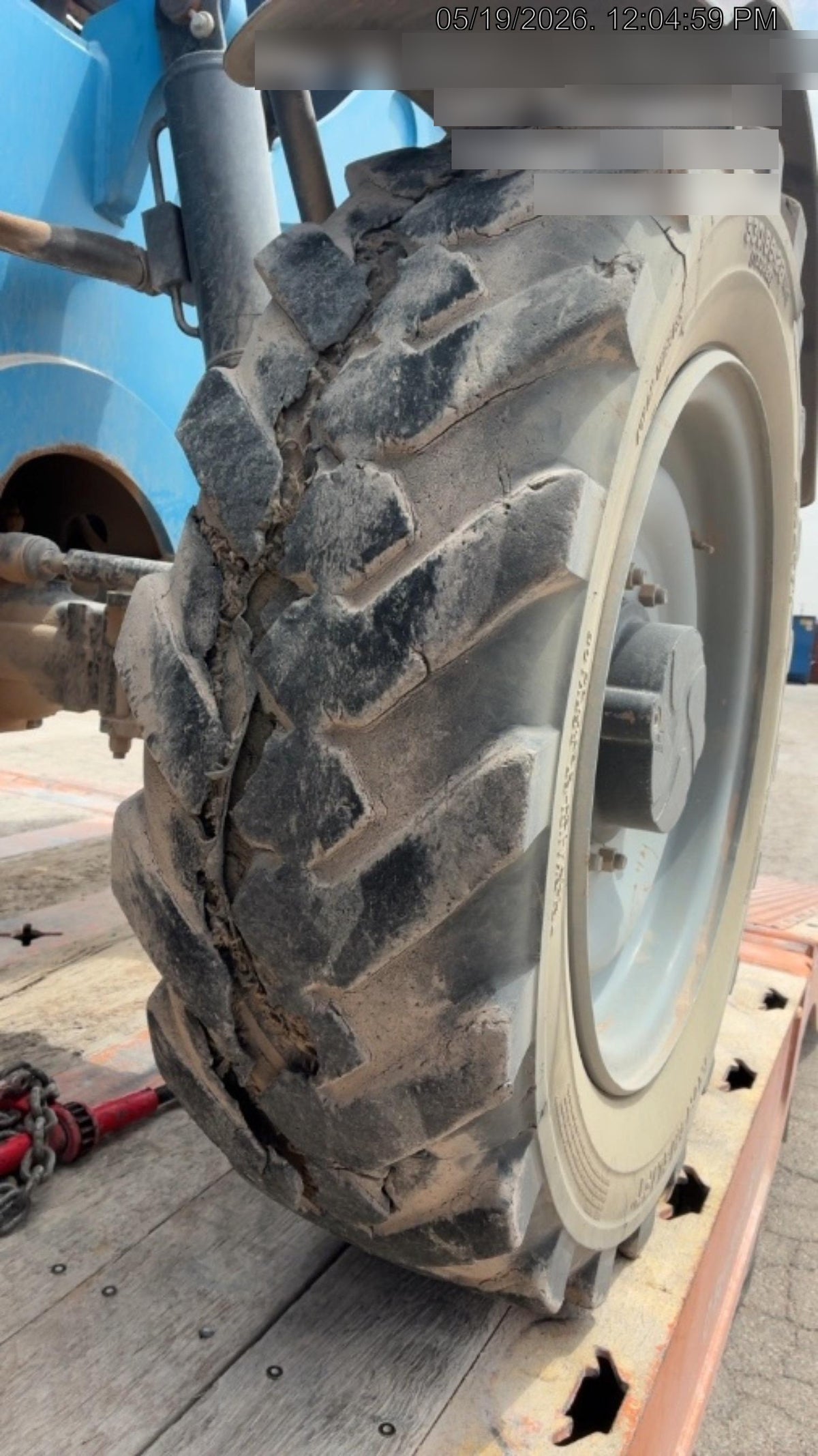 2018 Genie GTH-844 Genie GTH-844D w/Open ROPS, FF Tires, Work Light/Beacon, 60" Carriage and Forks
