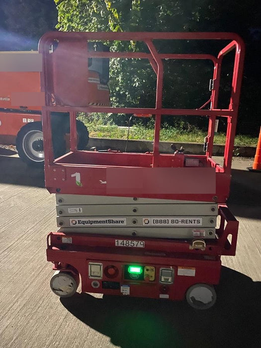 2020 MEC 1330SE Solid NM Tires, Steel Swing out Doors, LCS, Beacon, 900W Inverter