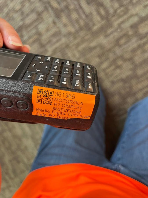 2023 MOTOROLA R7 DISPLAY