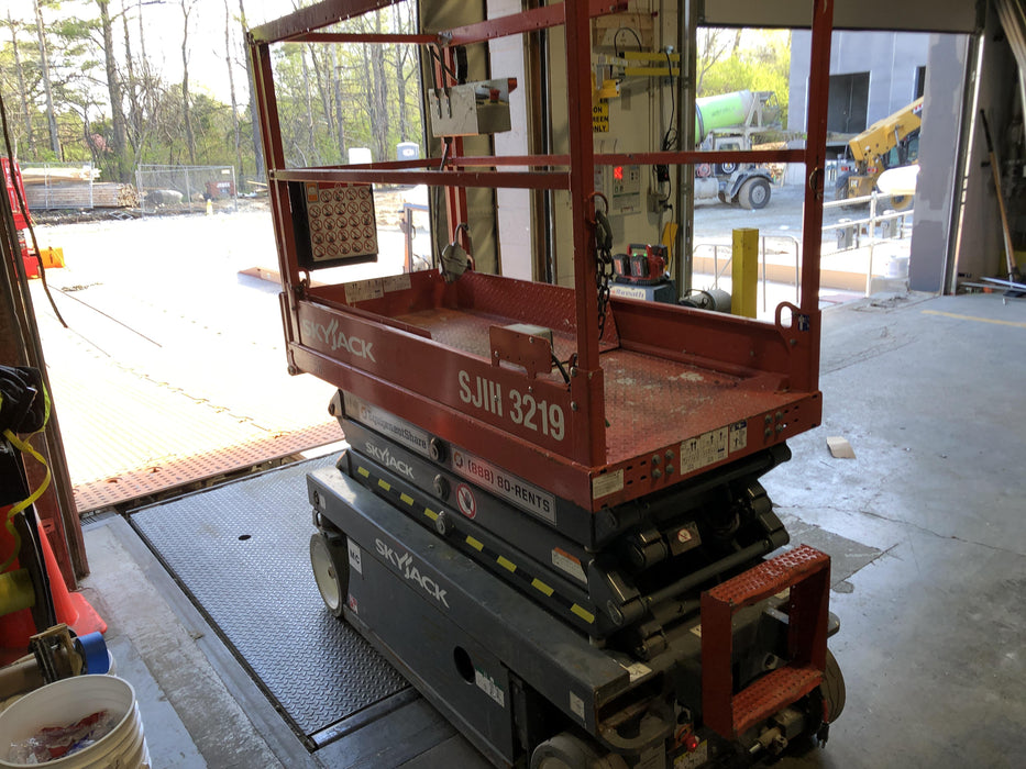 2018 Skyjack SJIII-3219 Standard Rental Specs