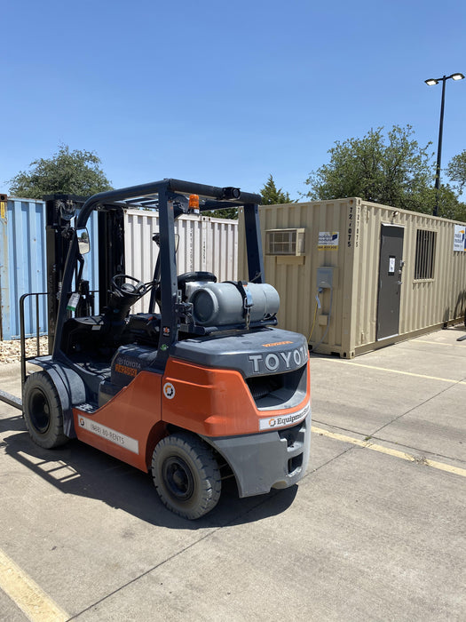 2022 TOYOTA 50-8FGU25