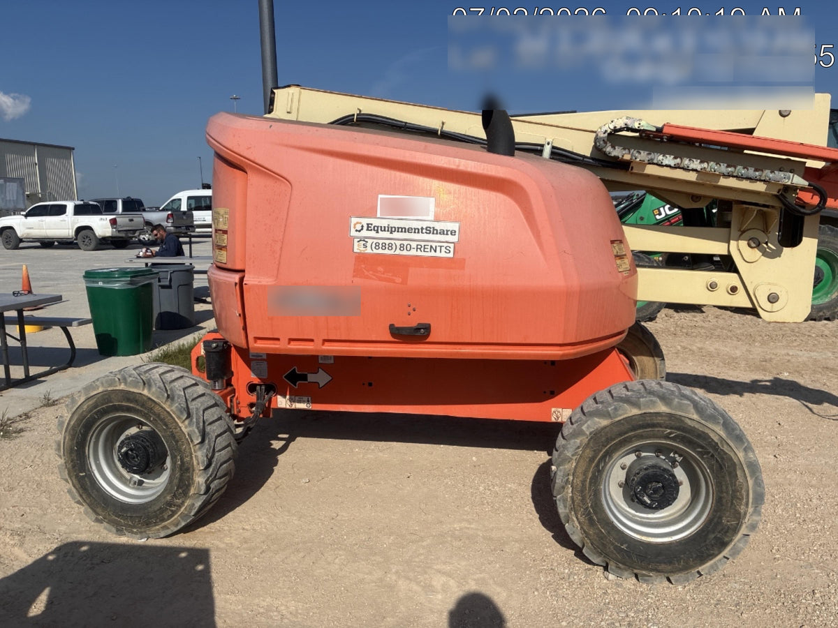 2019 JLG 450AJ