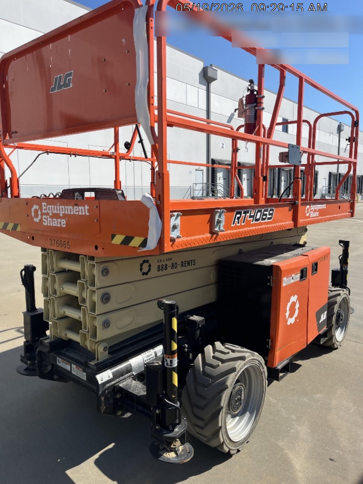 2023 JLG RT4069