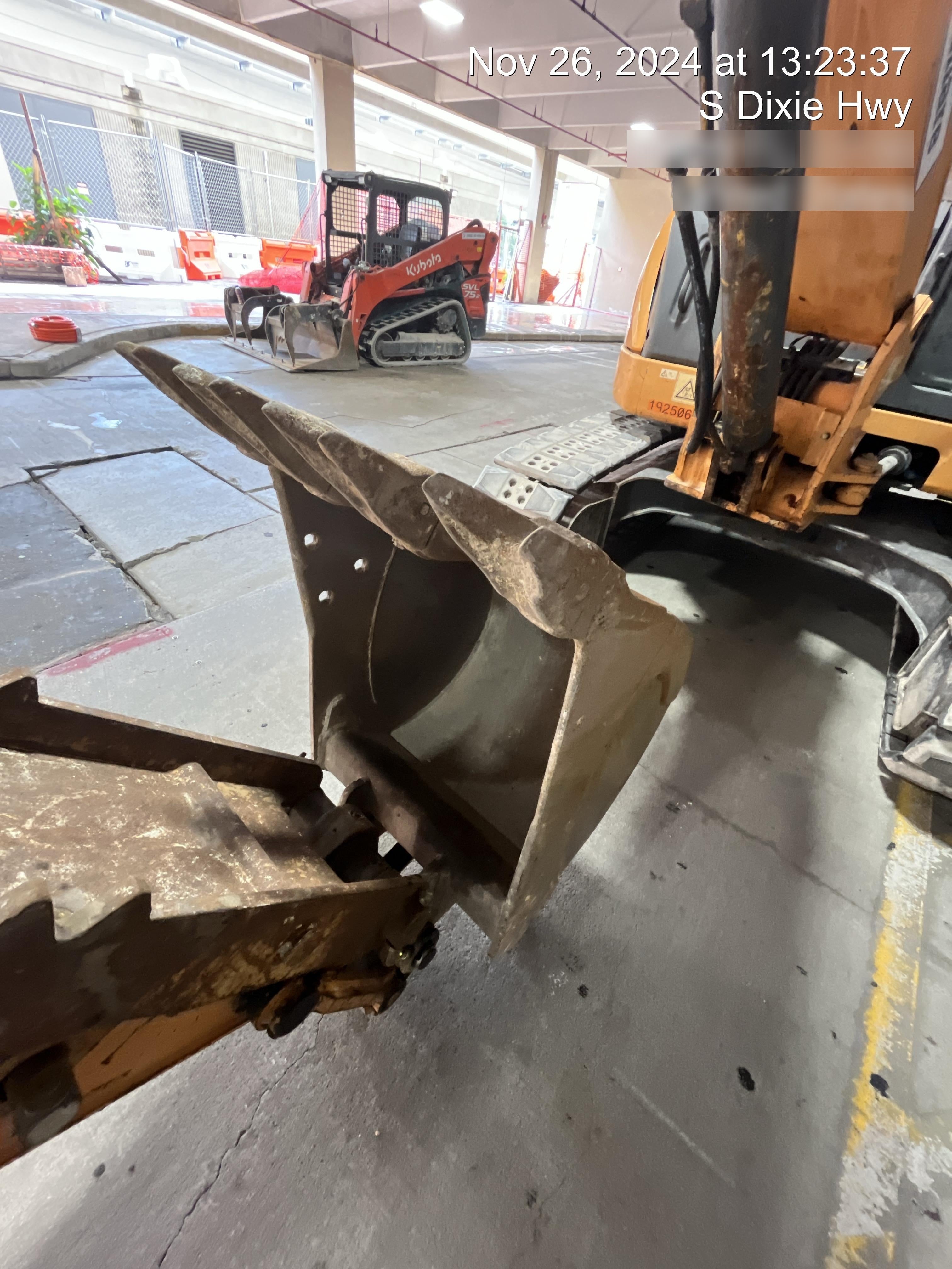 2017 WERK-BRAU 24" Bucket-WERK-BRAU