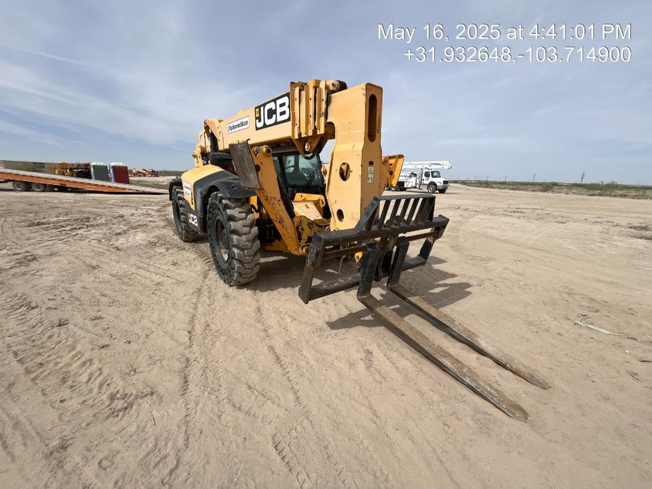 2019 JCB 510-56