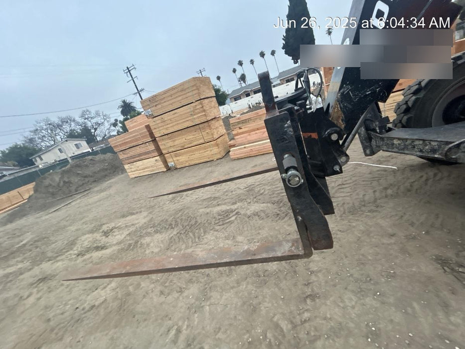 2020 JLG 1001095418S