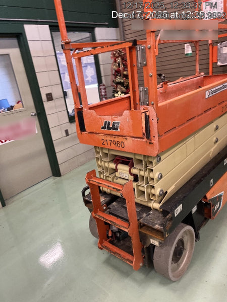 2022 JLG ES2632