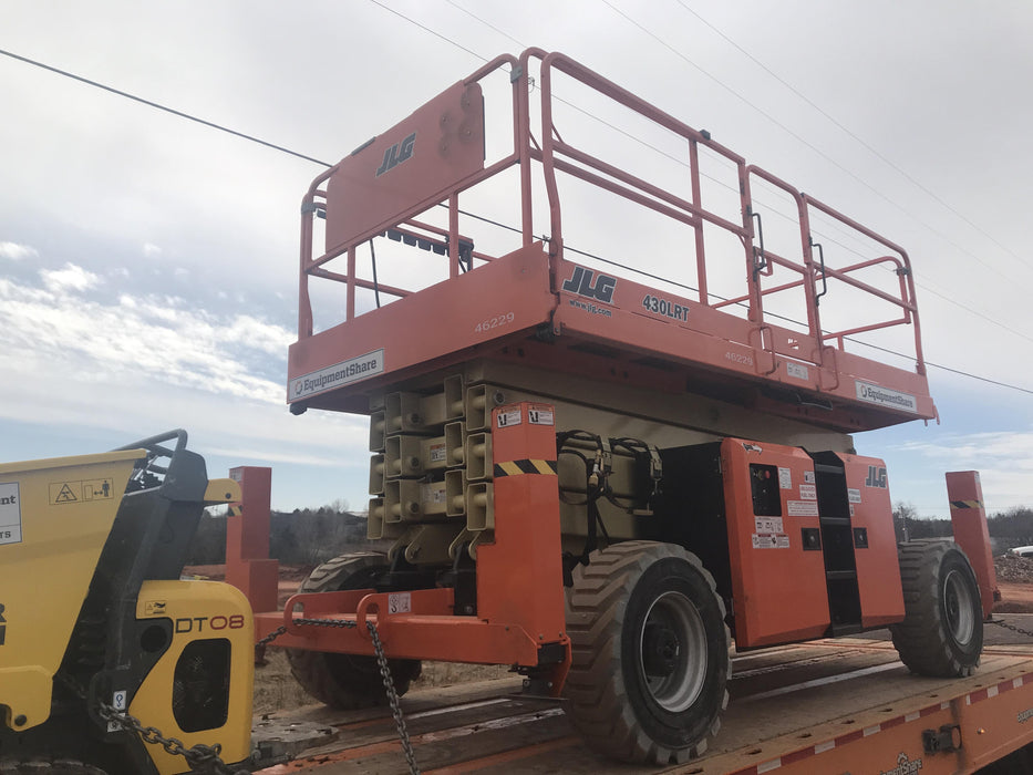 2019 JLG 430LRT
