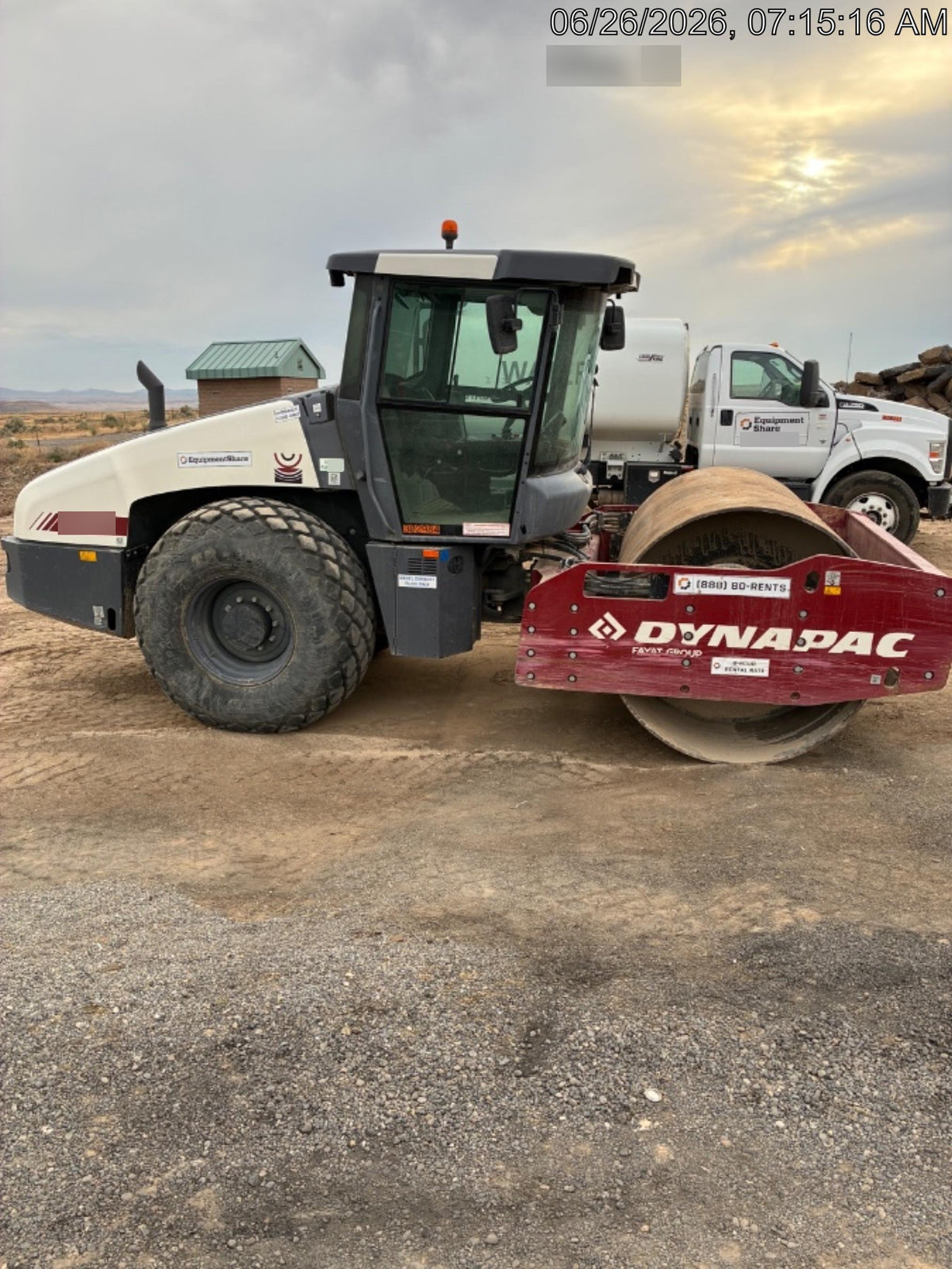 2023 DYNAPAC CA2500D