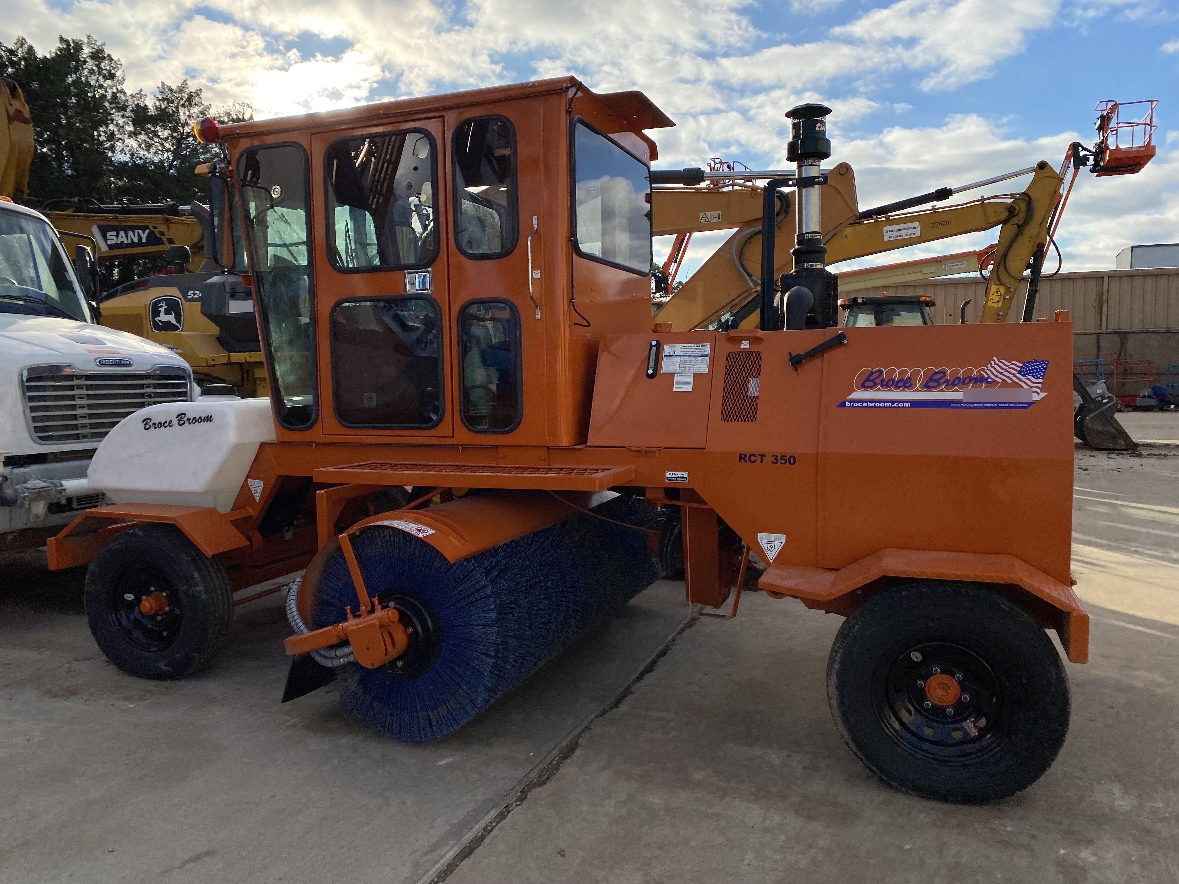 2022 BROCE RCT350