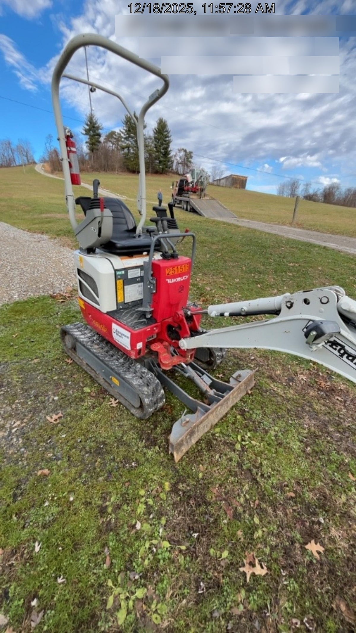 2022 TAKEUCHI TB210R