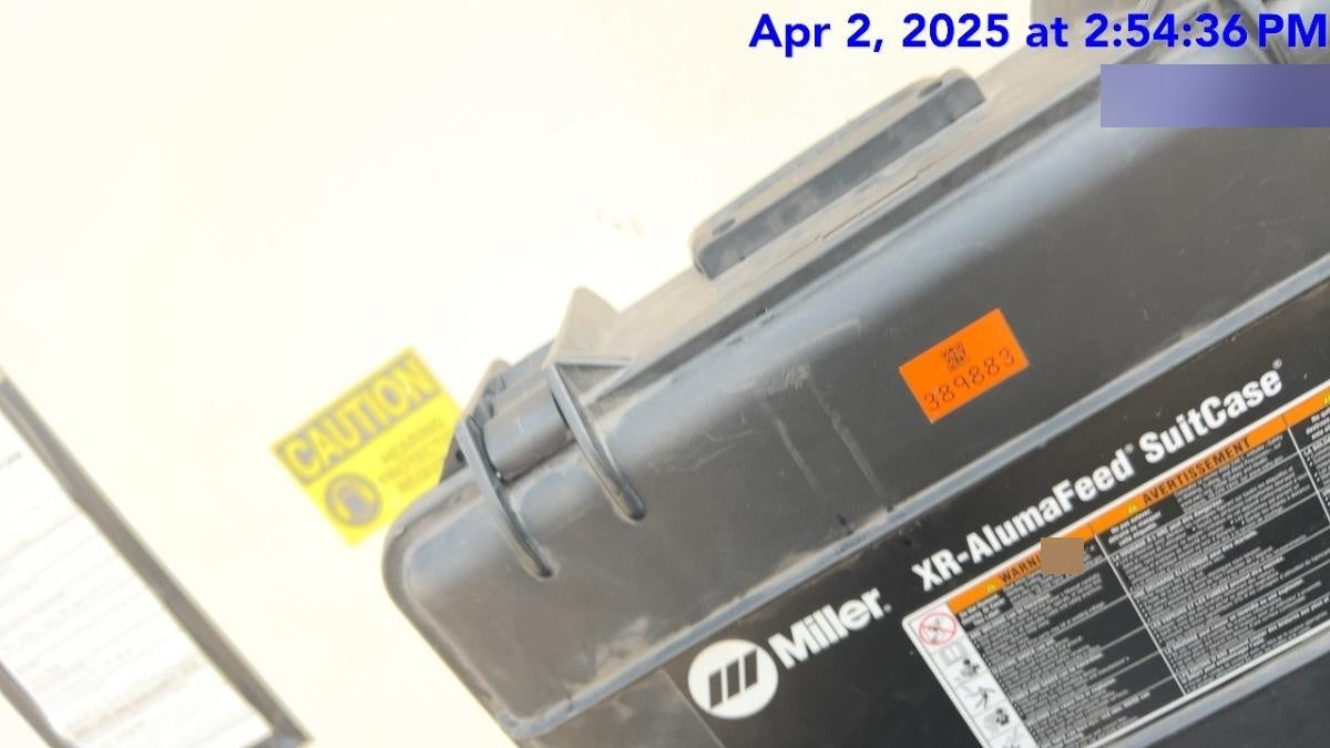 2023 MILLER ELECTRIC XR-AlumaFeed