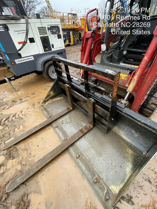 2022 ARROW MATERIAL HANDLING 60" Pallet Forks - Arrow