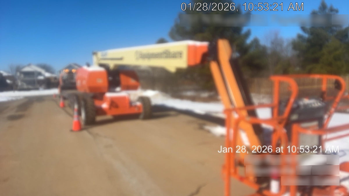 2022 JLG 860SJ