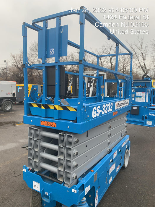 2021 GENIE GS-3232