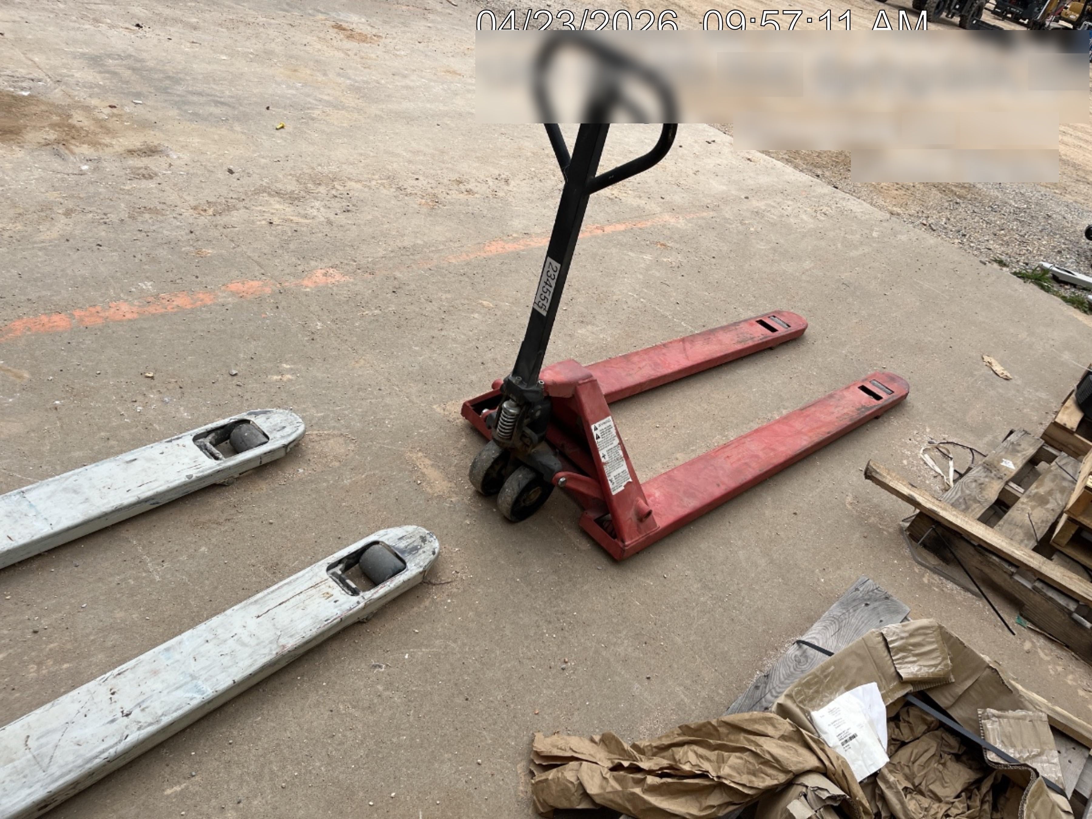 2022 DAYTON 5500 lb Pallet Jack