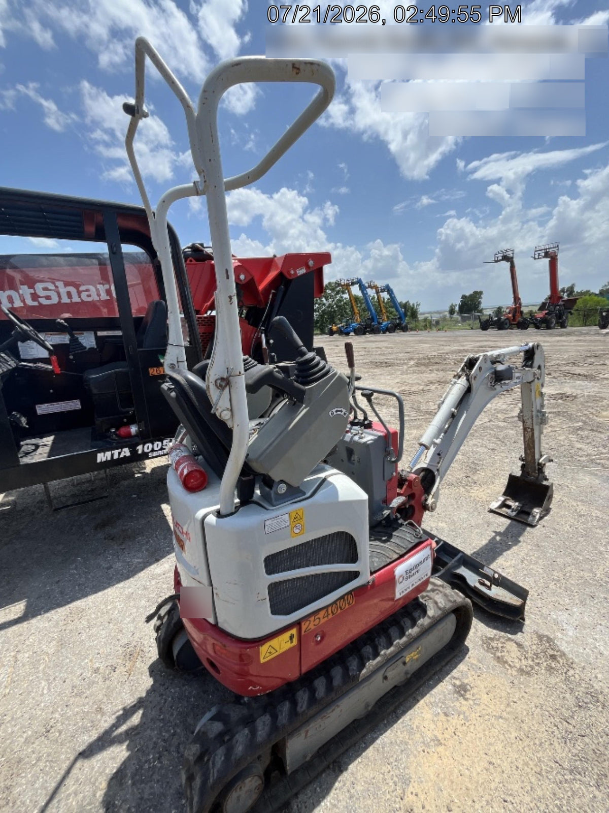 2022 TAKEUCHI TB210R