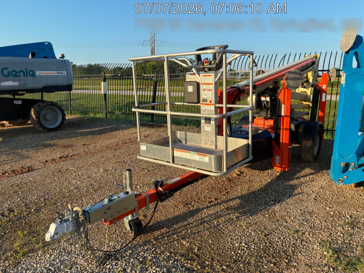 2025 JLG T350