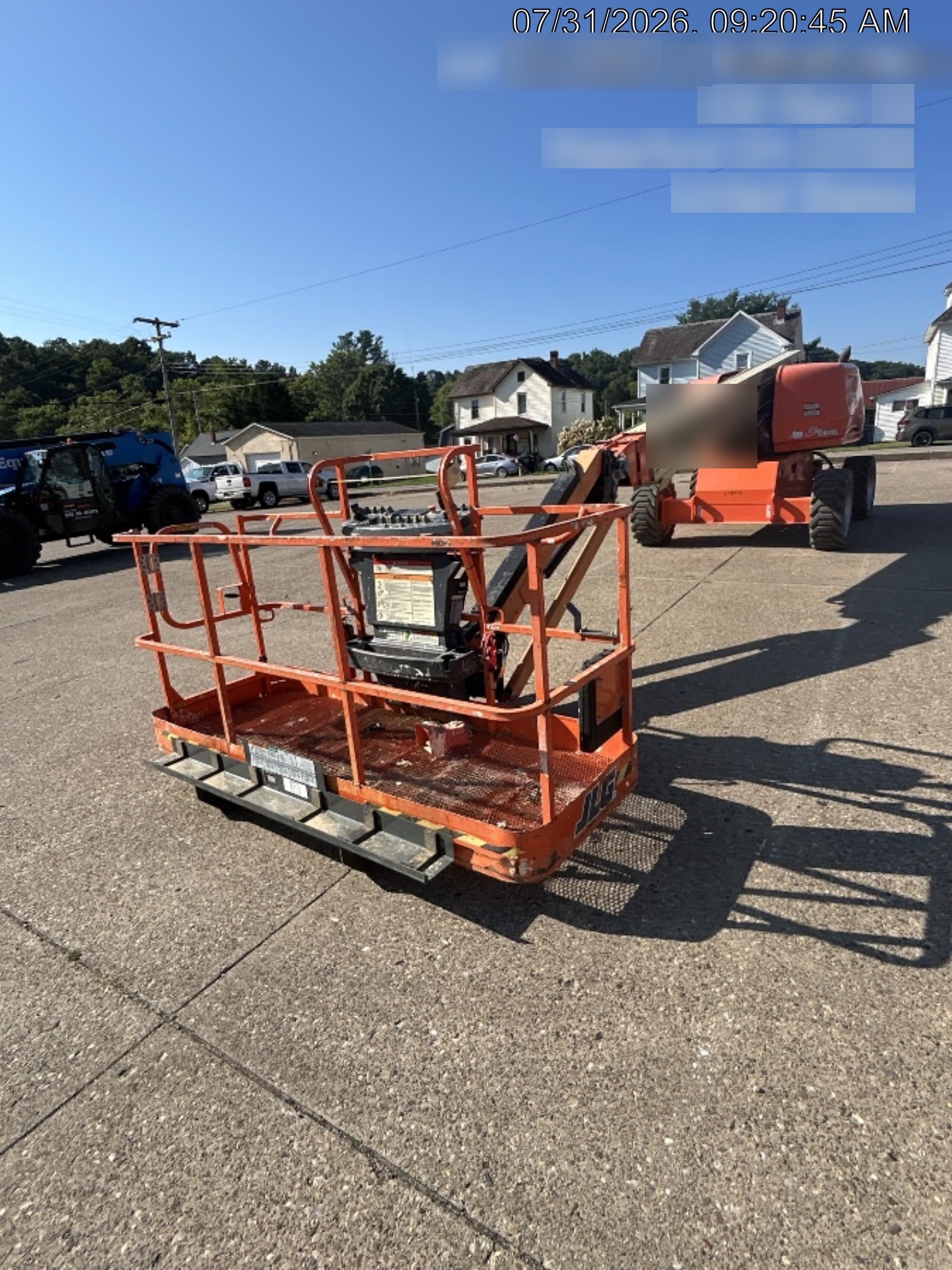 2022 JLG 660SJ
