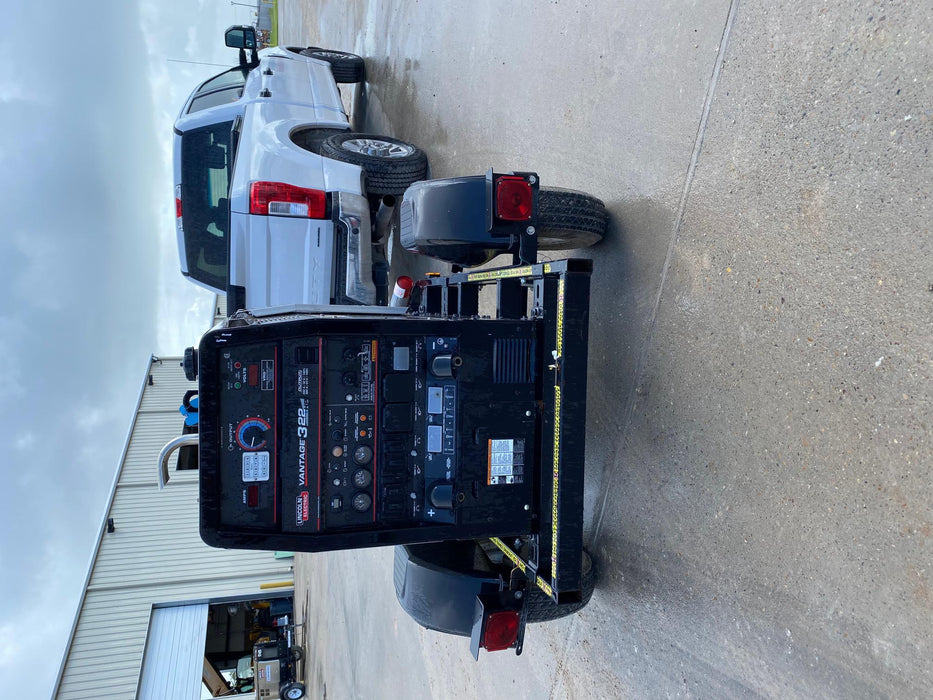 2019 Lincoln Electric Vantage 322 Ready-Pak 3, Two Wheel Trailer, Fender and Light Kit, Cable Rack