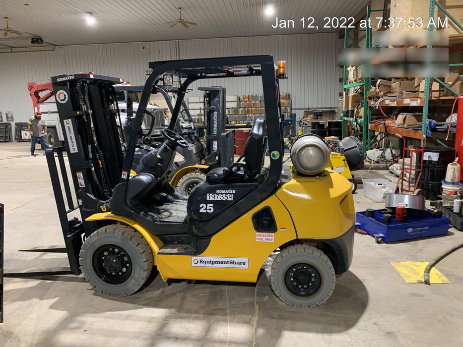 2021 KOMATSU FG25T-16