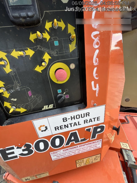 2021 JLG E300AJP