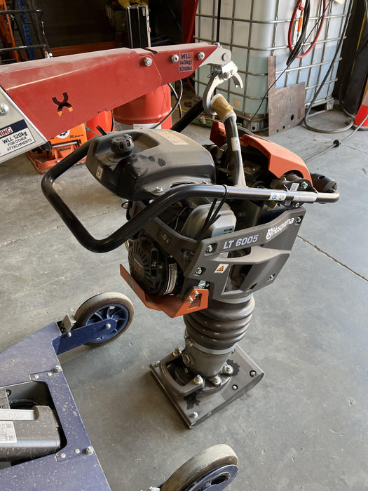 2024 HUSQVARNA LT6005