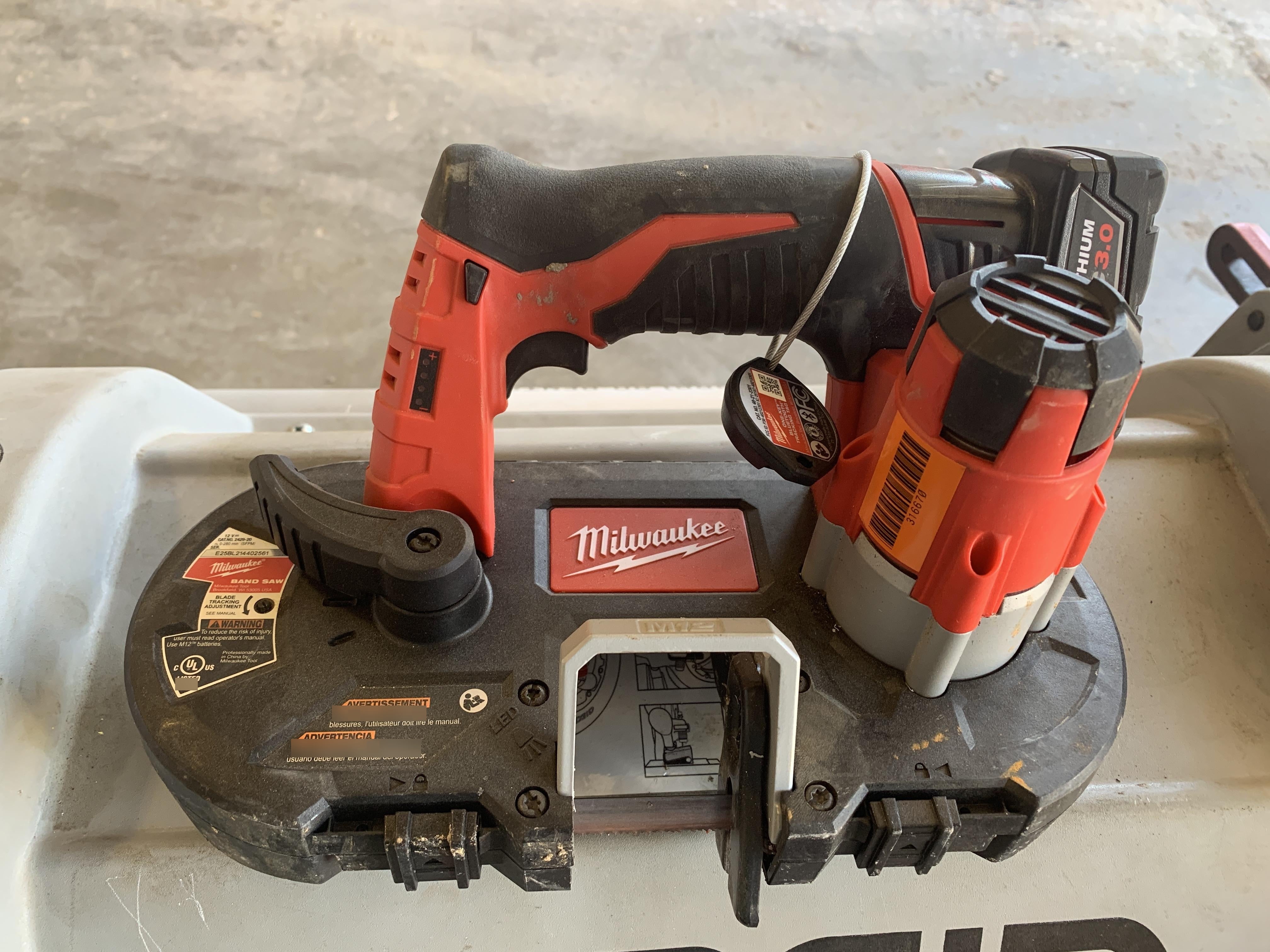 2023 MILWAUKEE 2429-21XC
