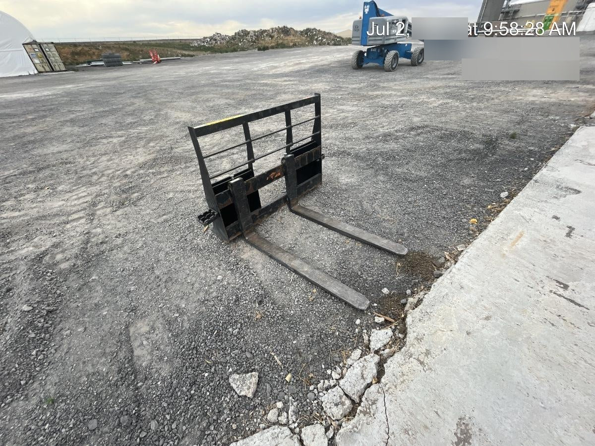 2023 ARROW MATERIAL HANDLING F5100CB