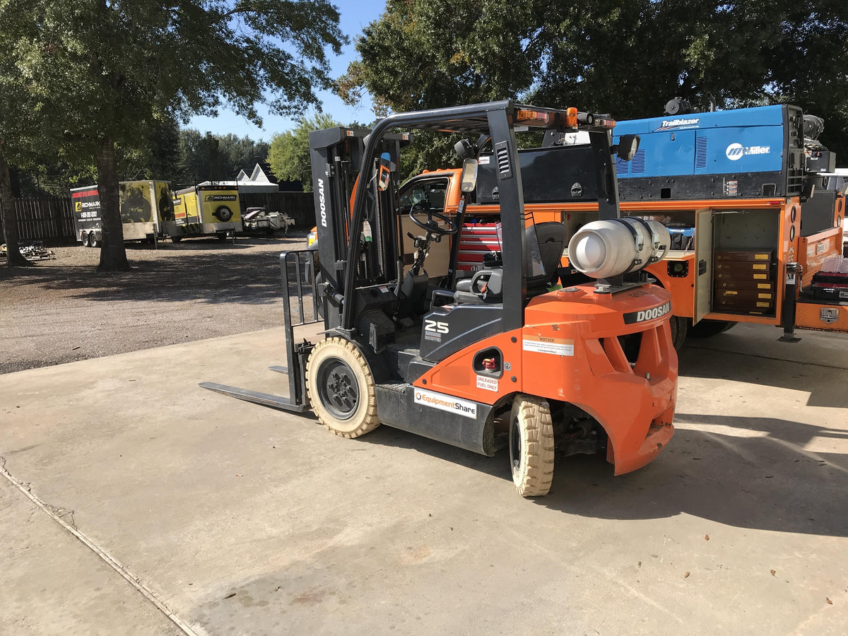 2018 DOOSAN G25P-7