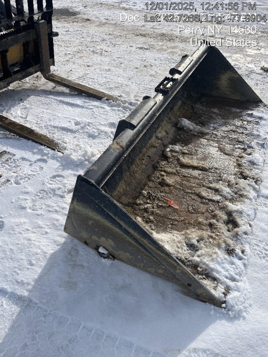 2025 JOHN DEERE 84" Bucket - John Deere