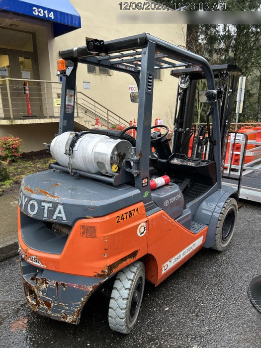 2022 TOYOTA 50-8FGU25