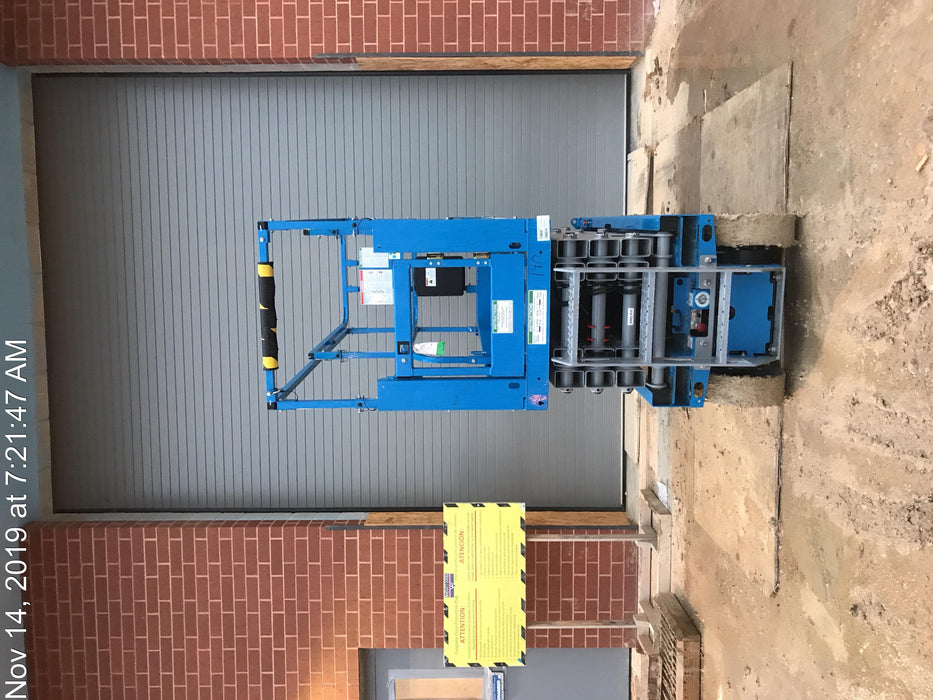 2019 Genie GS-2632 Folding rails with half height swing gate