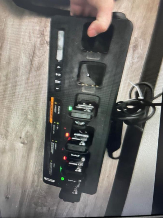 2023 MOTOROLA R7 DISPLAY