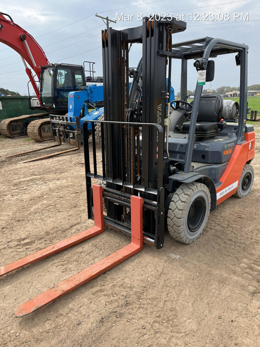 2022 TOYOTA 50-8FGU25