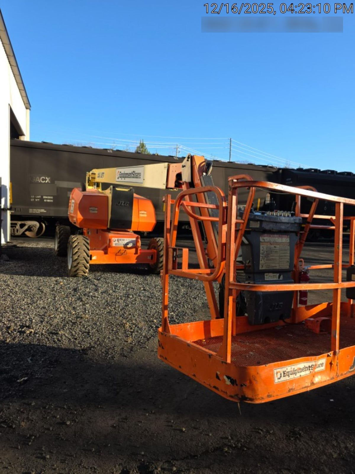 2020 JLG 800AJ