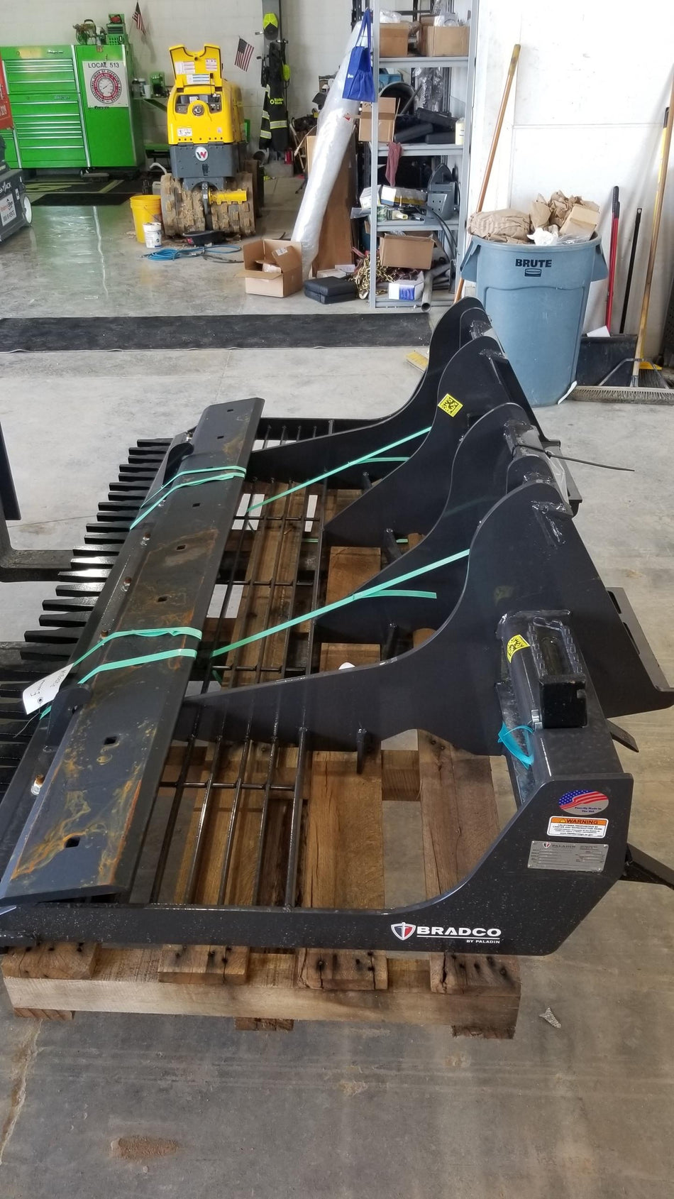 2019 PALADIN Land Sculptor