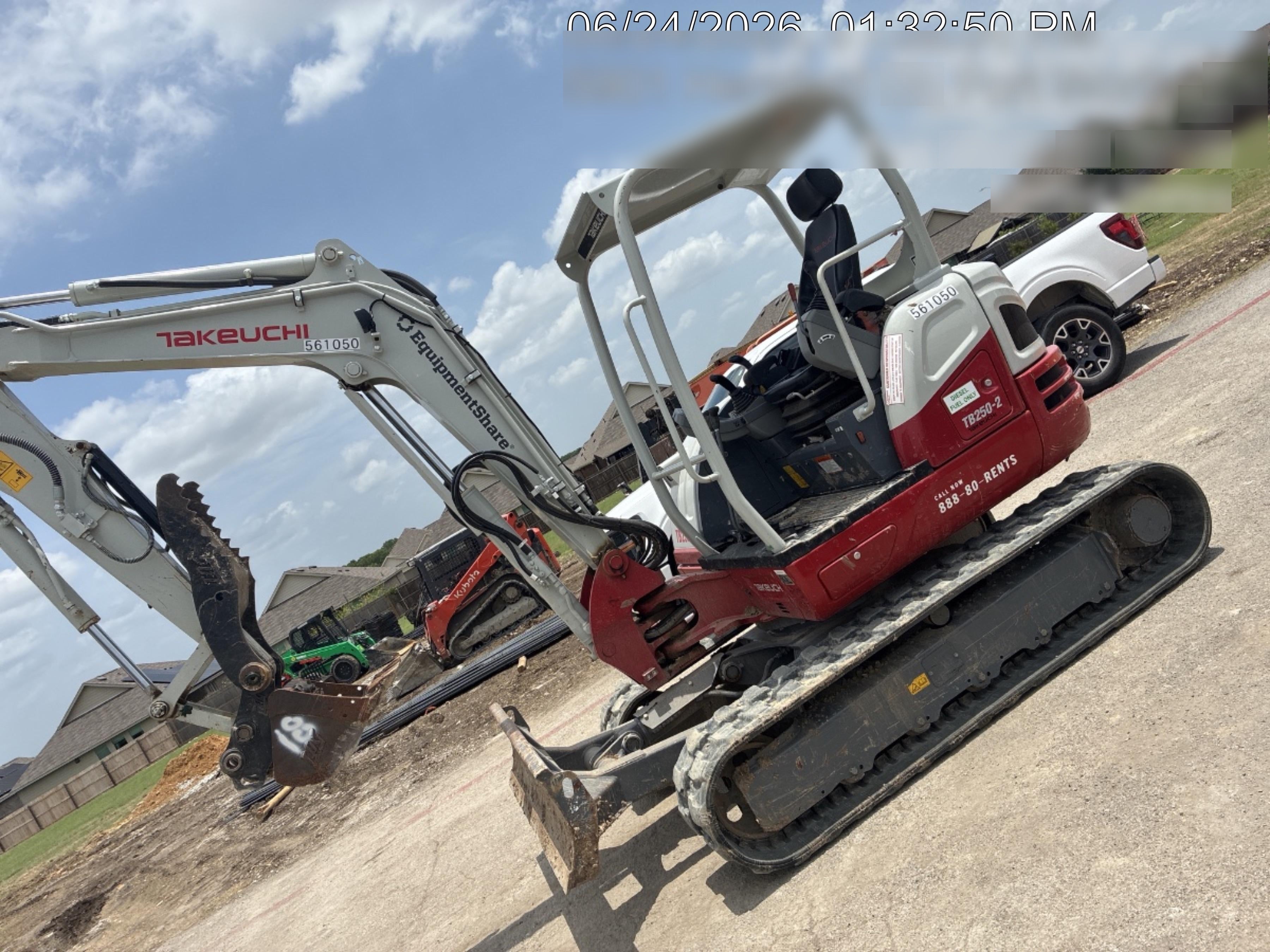 2025 TAKEUCHI TB250-2R
