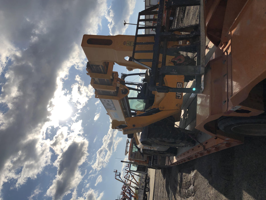 2018 JCB 510-56 JCB 510-56 74 HP w/Open ROPS, Beacon, Aux Hydraulics, Worklights, Solid Tires