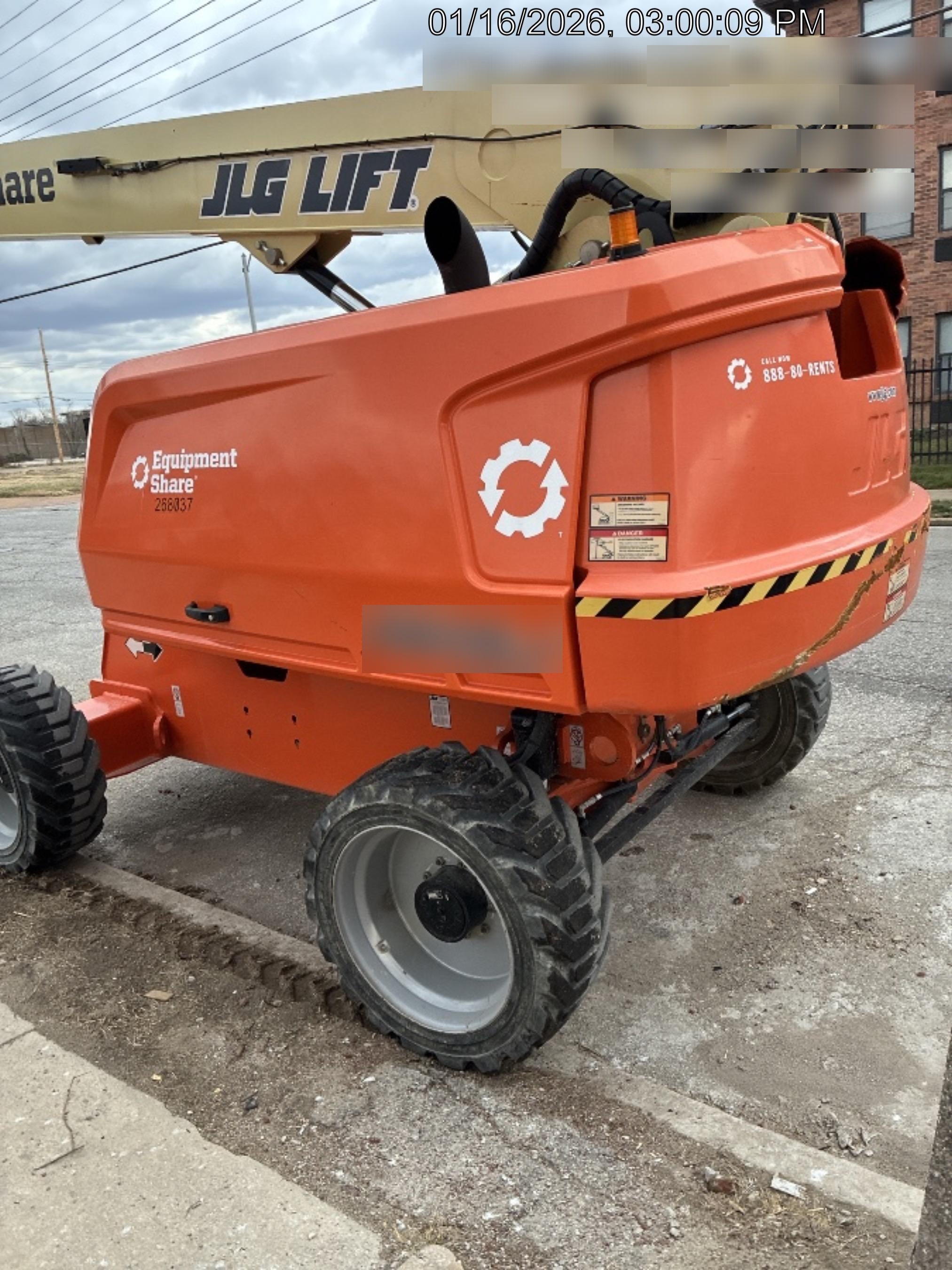 2022 JLG 660SJ