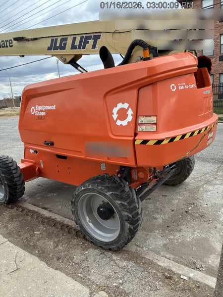 2022 JLG 660SJ