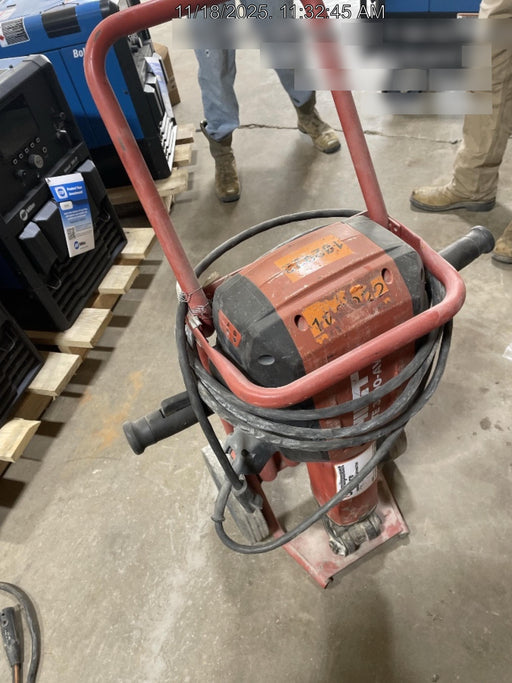 2020 HILTI TE 3000-AVR