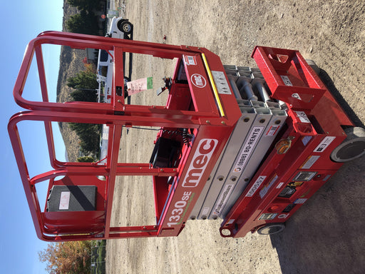 2020 MEC 1330SE Solid NM Tires, Steel Swing out Doors, LCS, Beacon, 900W Invertor