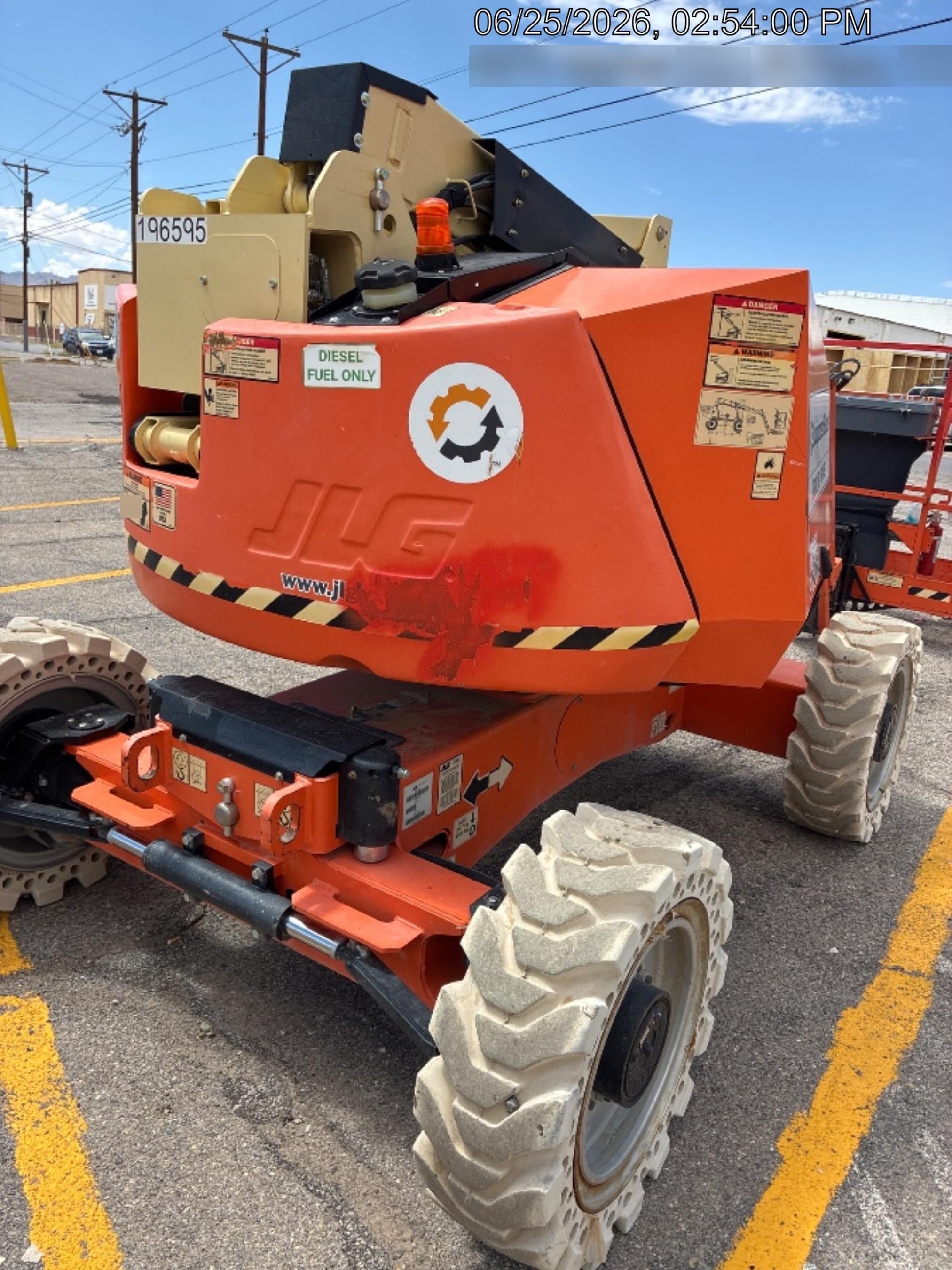 2021 JLG 340AJ