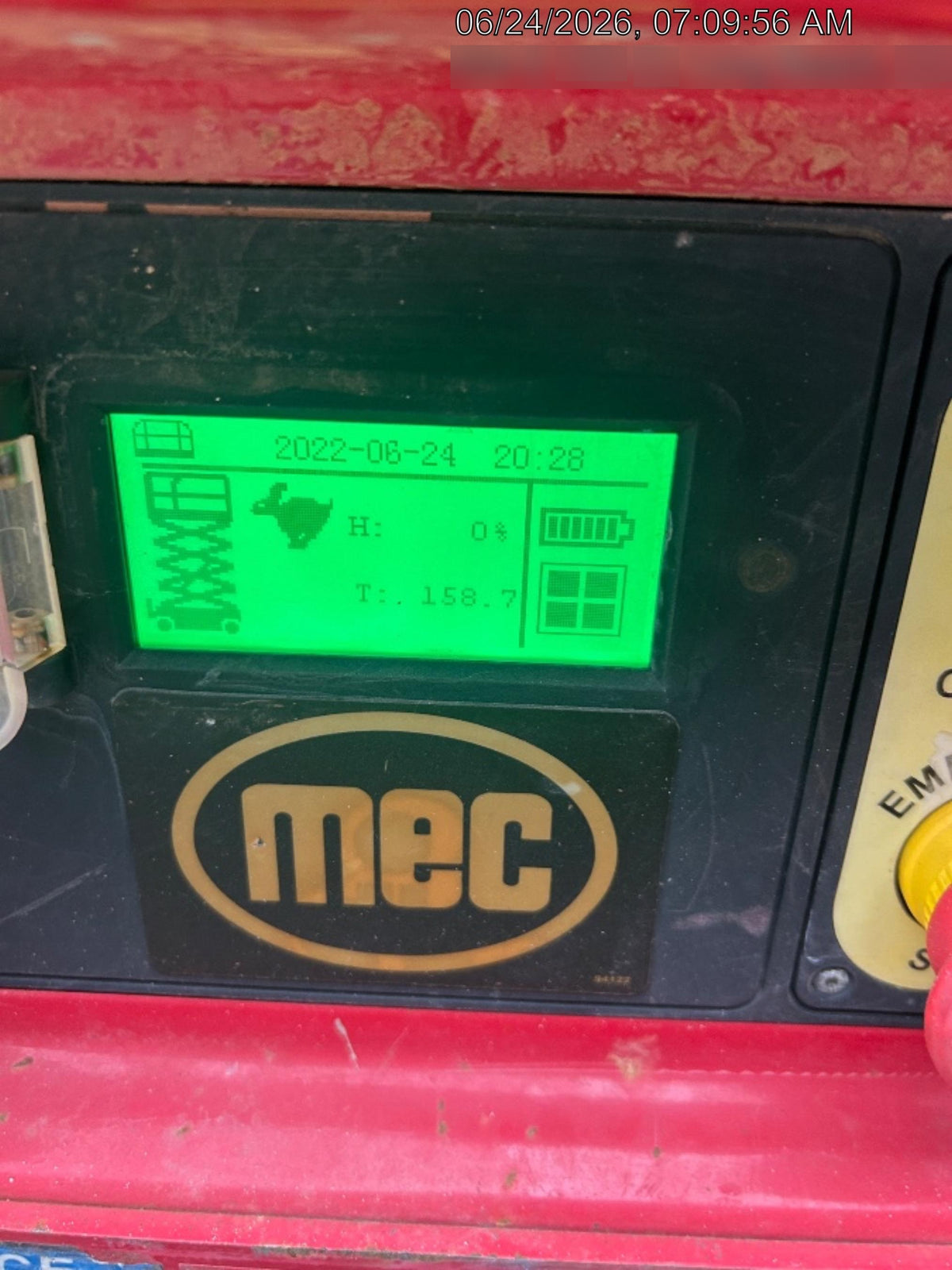 2020 MEC 1330SE Solid NM Tires, Steel Swing out Doors, LCS, Beacon, 900W Inverter