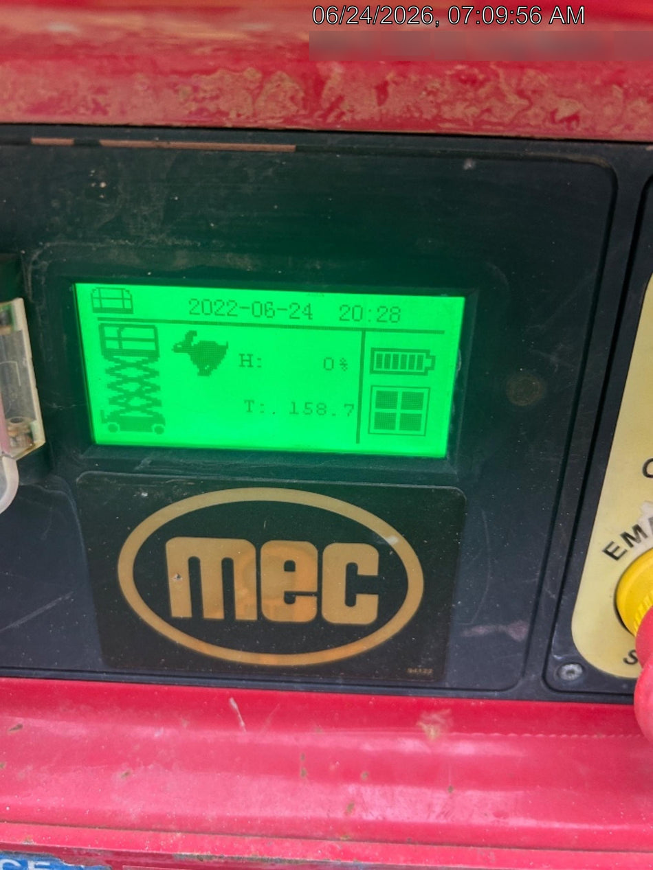 2020 MEC 1330SE Solid NM Tires, Steel Swing out Doors, LCS, Beacon, 900W Inverter