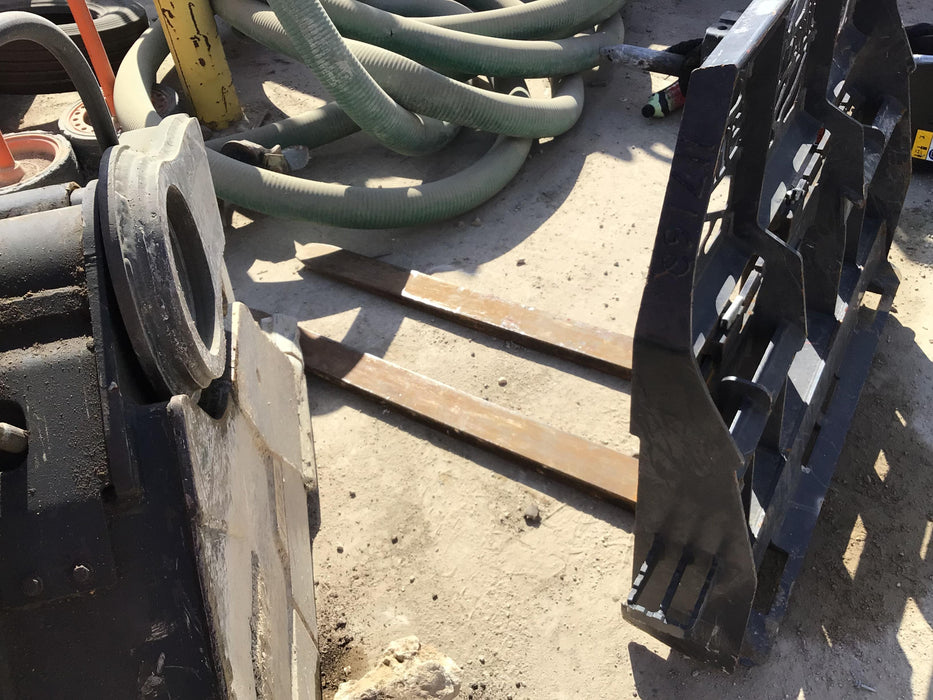 2020 PALADIN 48" Pallet Forks - Paladin