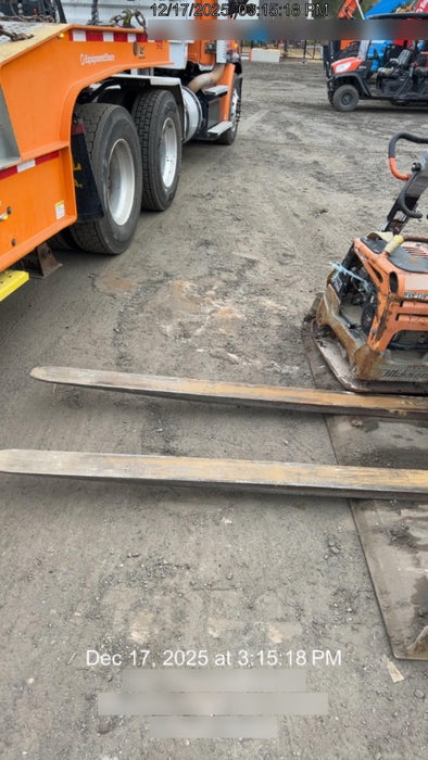 2019 ARROW MATERIAL HANDLING 60" Pallet Forks - Arrow