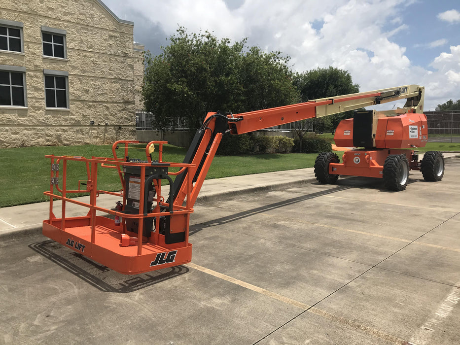 2020 JLG 800AJ
